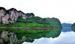 飞龙湖同城爆料信息最新,揭秘神秘项目，同城热议不断！