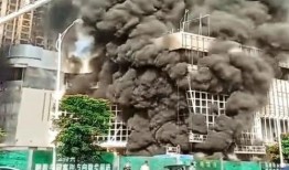 汕头火灾爆料最新消息,多栋建筑受损，救援行动正在进行